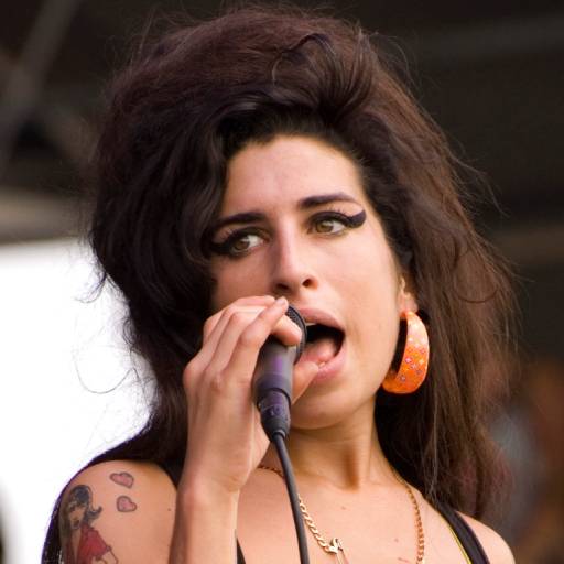 Face Guesser: Amy Winehouse - 1x1