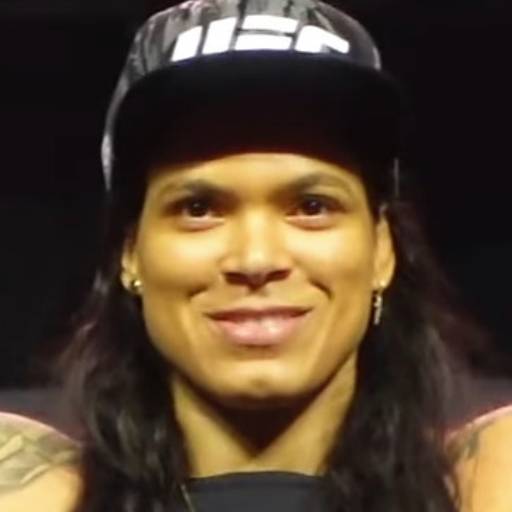 Face Guesser: Amanda Nunes - 1x1